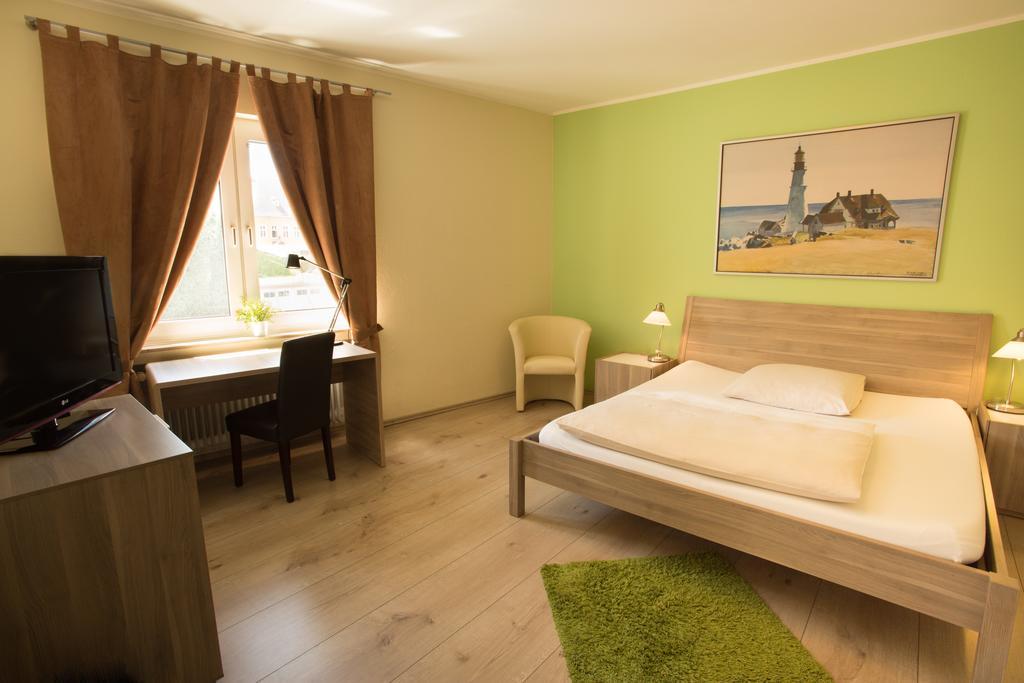 Stadthotel Juelich - Hotelwohnungen Bagian luar foto